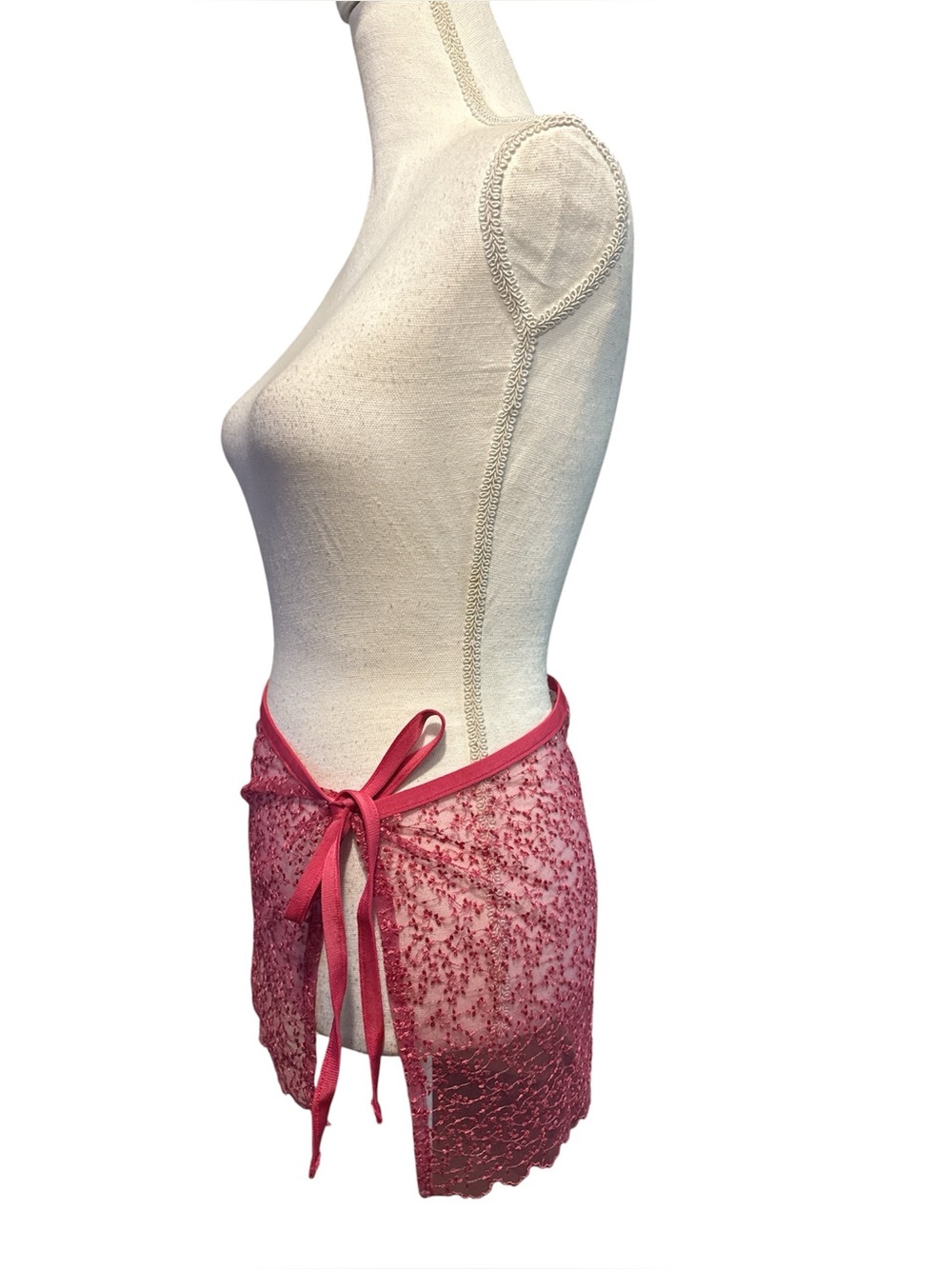 Beach Bunny Sarong - Picture 4 of 5